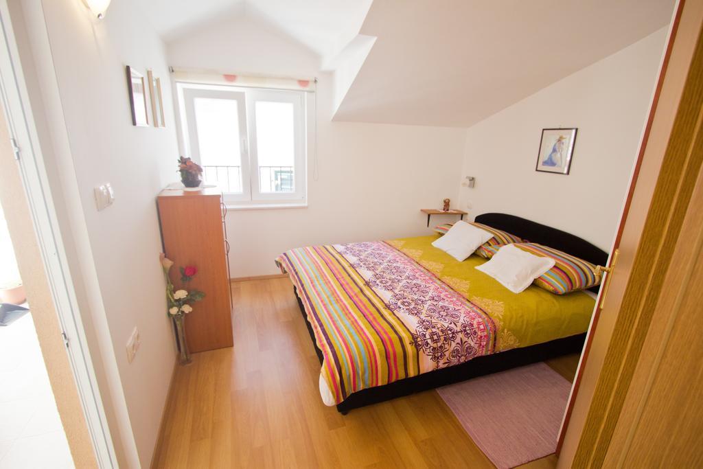 Apartment Bucevic Šibenik Zimmer foto